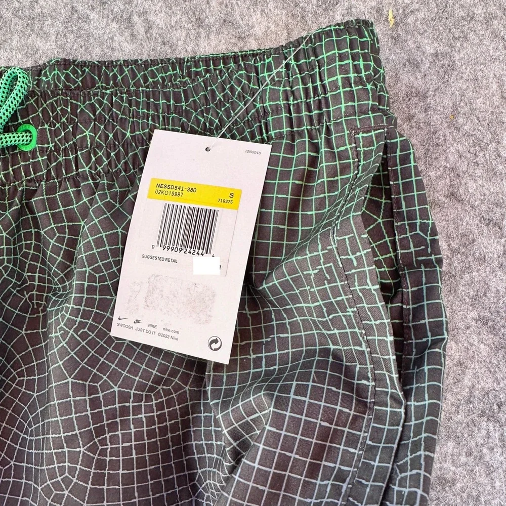 Nike Mens Swim Trunks Small Green Purple Grid Gradient Swoosh NESSD541-380 NEW